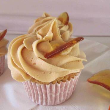 Cupcakes Rellenos de Dulce de Leche con Frosting de Caramelo